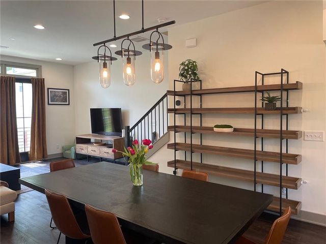 1223 Oxley Place NW, Atlanta, GA 30307