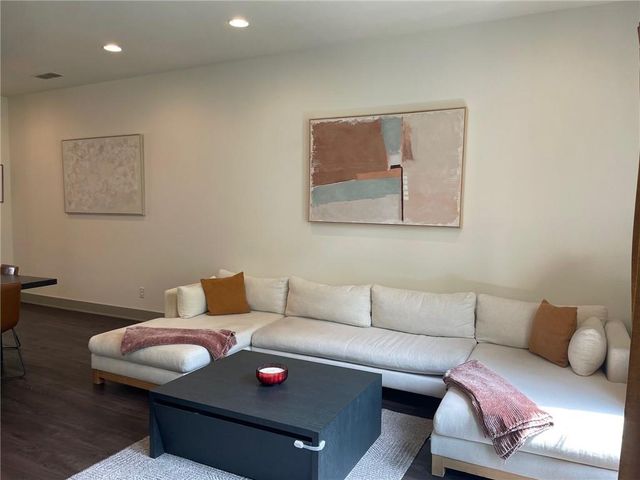 1223 Oxley Place NW, Atlanta, GA 30307