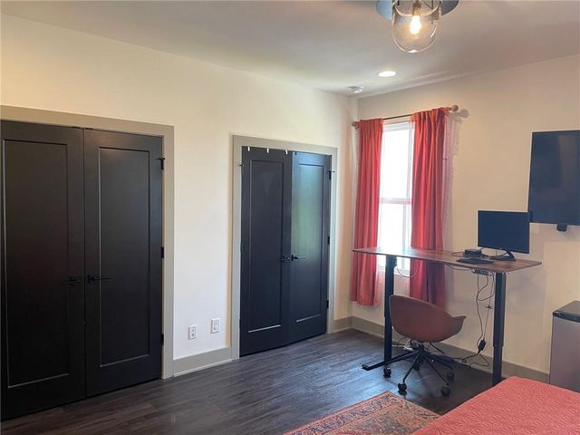 1223 Oxley Place NW, Atlanta, GA 30307