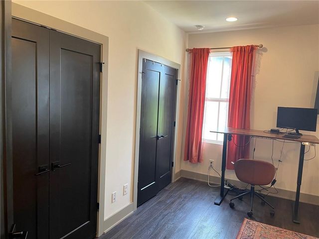 1223 Oxley Place NW, Atlanta, GA 30307