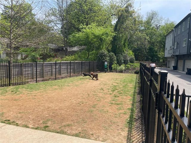 1223 Oxley Place NW, Atlanta, GA 30307