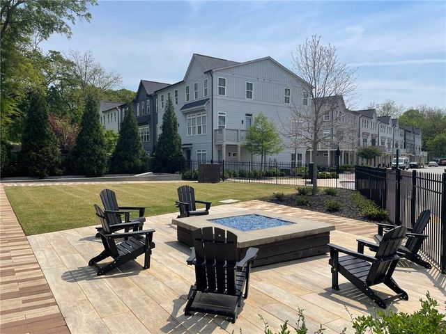 1223 Oxley Place NW, Atlanta, GA 30307