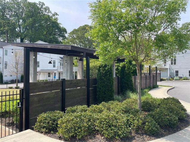 1223 Oxley Place NW, Atlanta, GA 30307