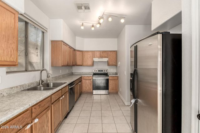 800 S BEDFORD Drive, Chandler, AZ 85225