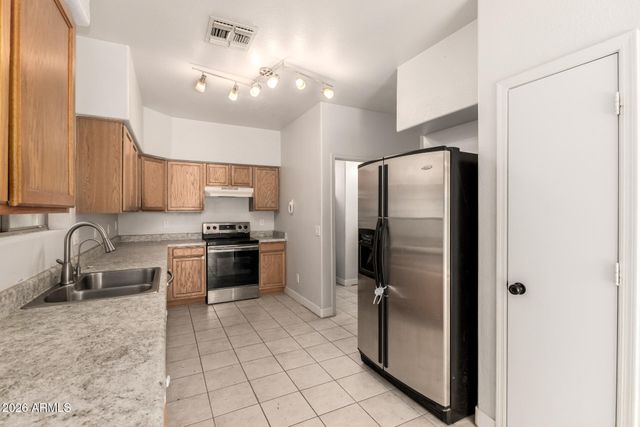 800 S BEDFORD Drive, Chandler, AZ 85225