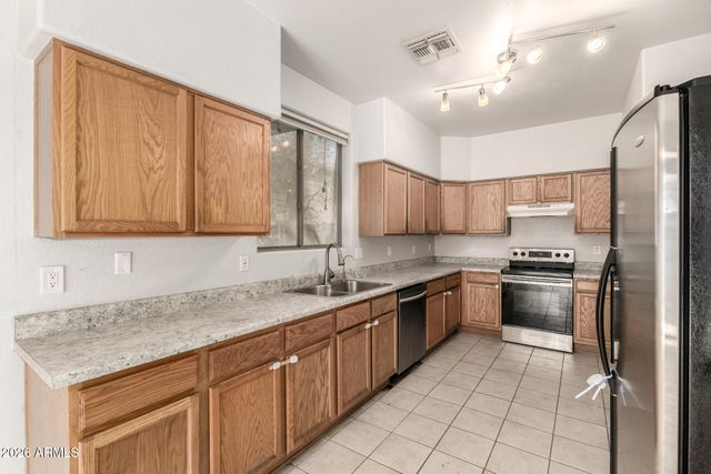 800 S BEDFORD Drive, Chandler, AZ 85225