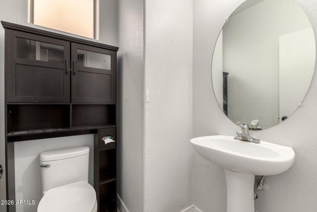 800 S BEDFORD Drive, Chandler, AZ 85225