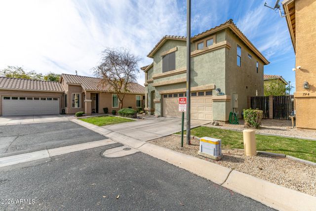 800 S BEDFORD Drive, Chandler, AZ 85225