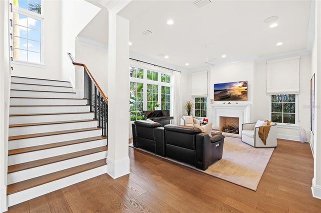 5111 W HOMER AVENUE, Tampa, FL 33629