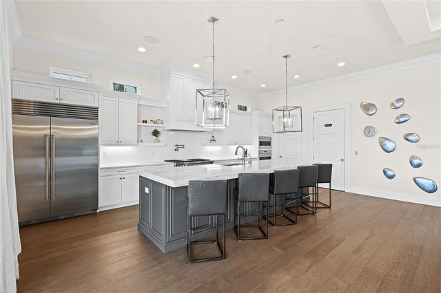 5111 W HOMER AVENUE, Tampa, FL 33629