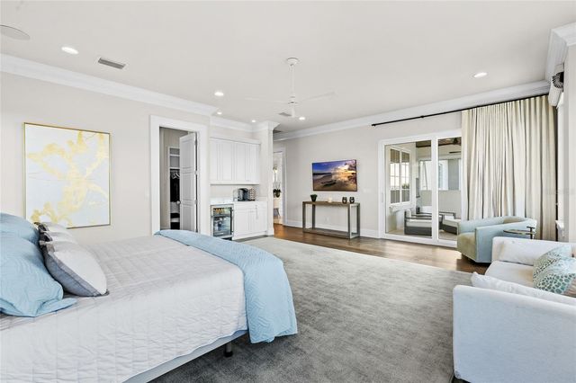 5111 W HOMER AVENUE, Tampa, FL 33629