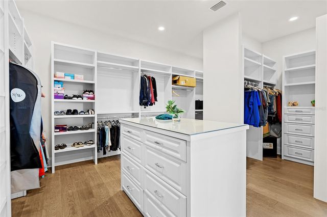 5111 W HOMER AVENUE, Tampa, FL 33629