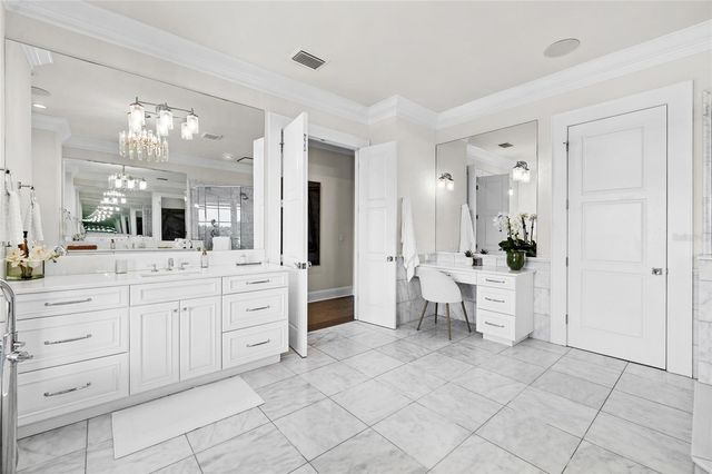 5111 W HOMER AVENUE, Tampa, FL 33629