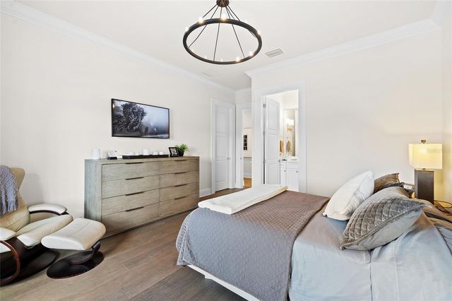 5111 W HOMER AVENUE, Tampa, FL 33629