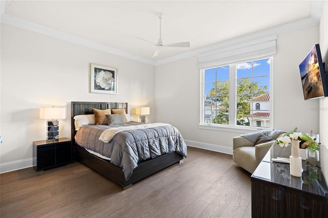 5111 W HOMER AVENUE, Tampa, FL 33629