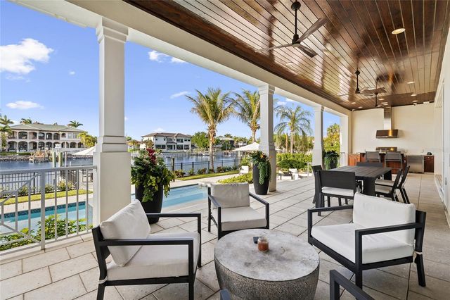 5111 W HOMER AVENUE, Tampa, FL 33629