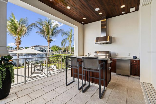 5111 W HOMER AVENUE, Tampa, FL 33629