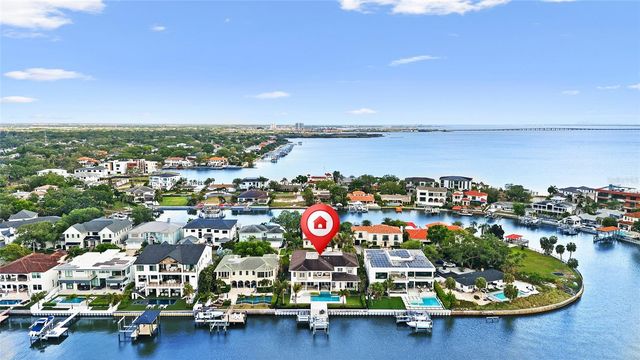 5111 W HOMER AVENUE, Tampa, FL 33629