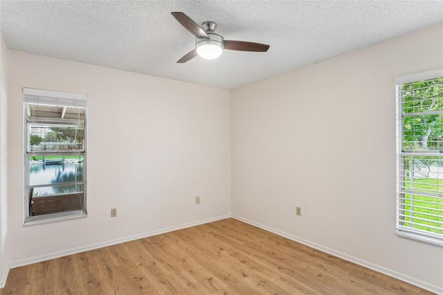 10681 SEMINOLE FOREST STREET E, Seminole, FL 33778