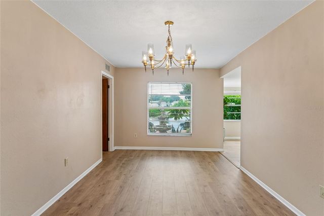 10681 SEMINOLE FOREST STREET E, Seminole, FL 33778
