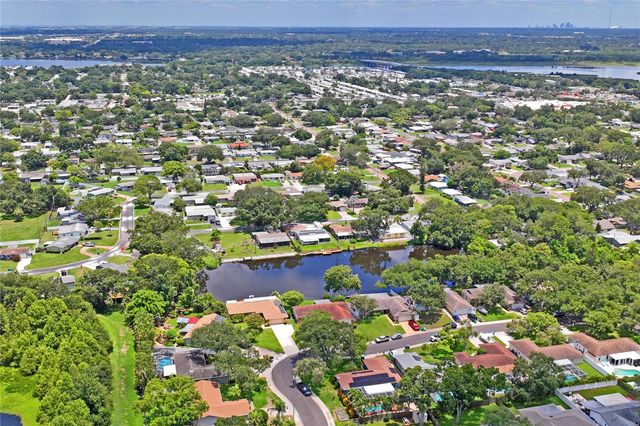 10681 SEMINOLE FOREST STREET E, Seminole, FL 33778