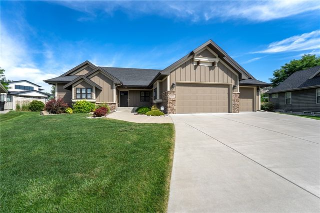 2372 Crimson Lane, Billings, MT 59106