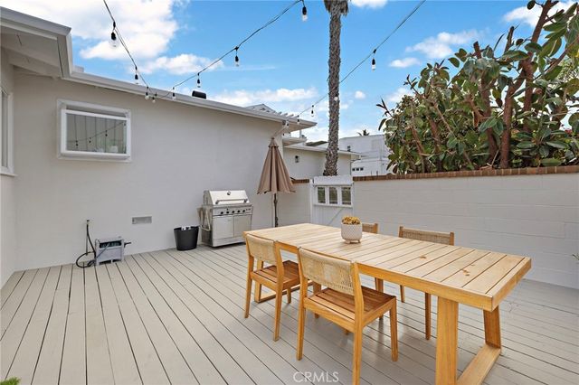 226 La Jolla, Newport Beach, CA 92663