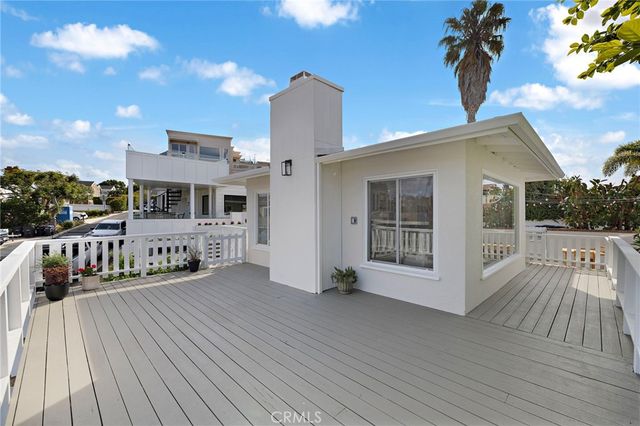 226 La Jolla, Newport Beach, CA 92663