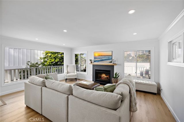 226 La Jolla, Newport Beach, CA 92663