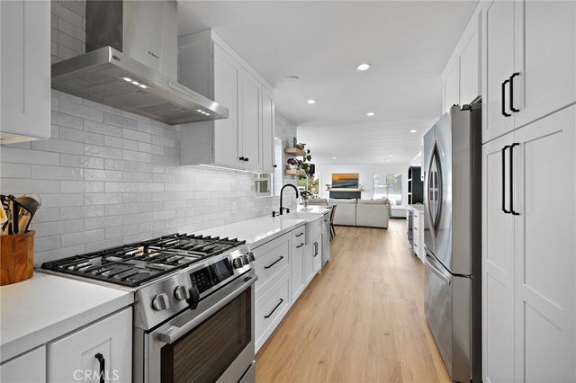 226 La Jolla, Newport Beach, CA 92663