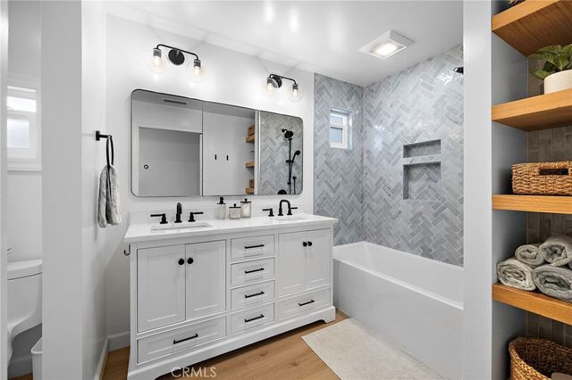 226 La Jolla, Newport Beach, CA 92663