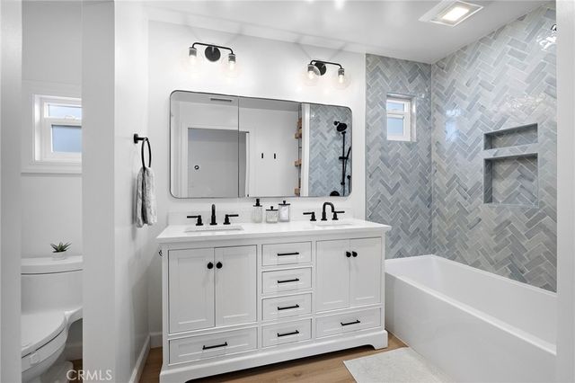 226 La Jolla, Newport Beach, CA 92663