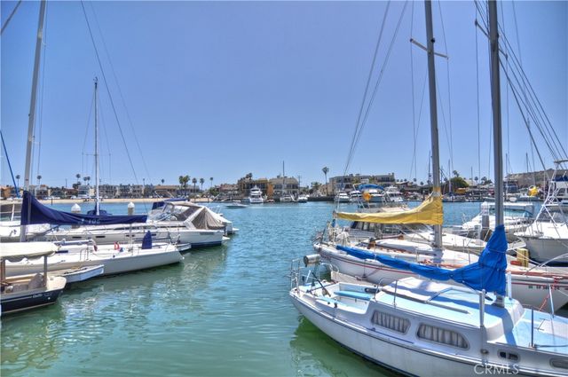 226 La Jolla, Newport Beach, CA 92663