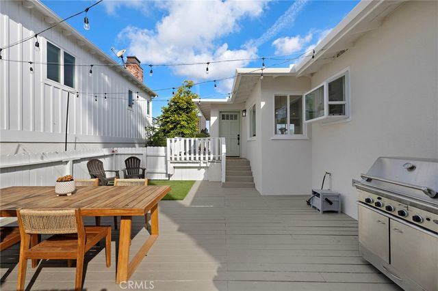 226 La Jolla, Newport Beach, CA 92663