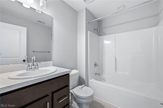 9470 Aquila Court, Broadview Heights, OH 44147