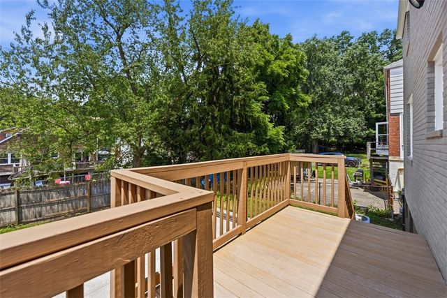 4433 Coleridge St, Stanton Heights, PA 15201