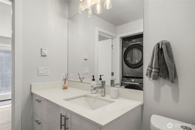 5643 16th Avenue SW, Seattle, WA 98106