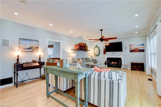 801 Keeling DR, Chesapeake, VA 23322