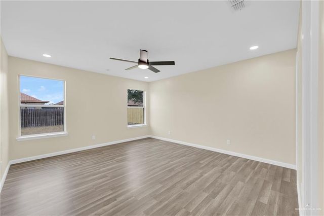 208 San Ignacio Avenue, San Juan, TX 78589