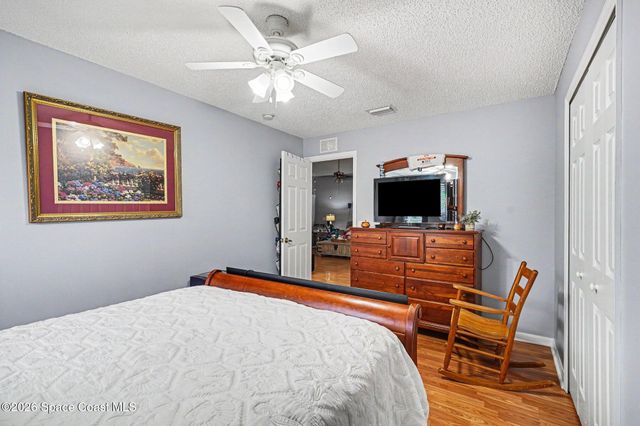 974 Pebble Avenue NE, Palm Bay, FL 32907