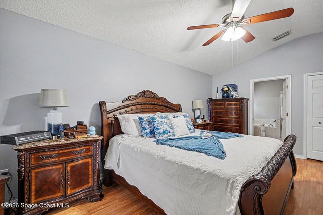 974 Pebble Avenue NE, Palm Bay, FL 32907