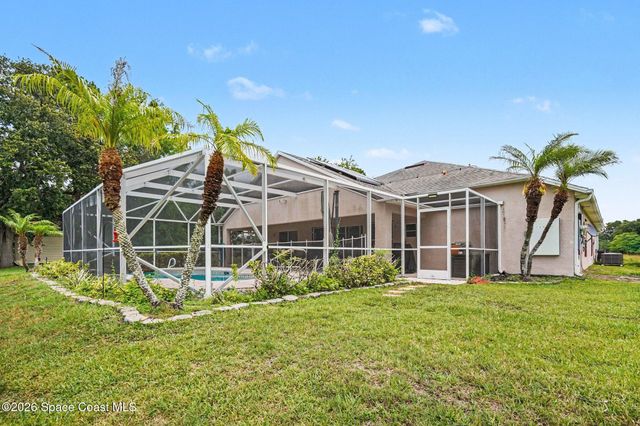 974 Pebble Avenue NE, Palm Bay, FL 32907