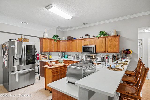 974 Pebble Avenue NE, Palm Bay, FL 32907