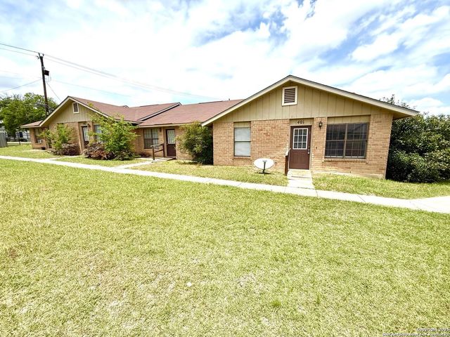 4545 Hoeneke St Apt 103, Kirby, TX 78219