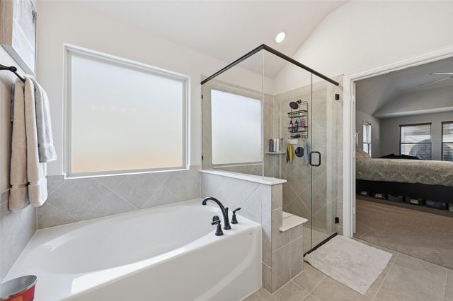 129 Fire berry Drive, Glenn Heights, TX 75154