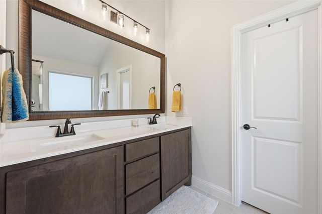 129 Fire berry Drive, Glenn Heights, TX 75154