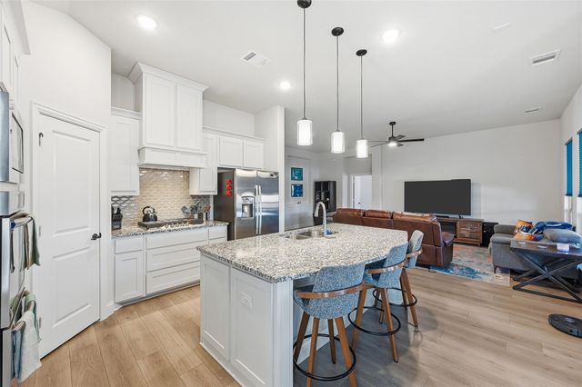 129 Fire berry Drive, Glenn Heights, TX 75154