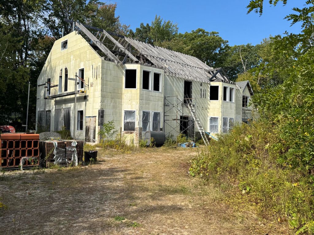 82 Gray & 59 Leighton Road, Falmouth, ME 04105 — photo 5