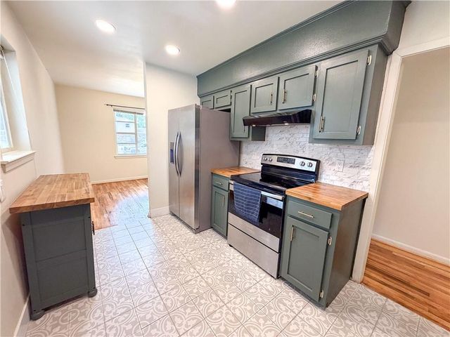 220 Ennis Street, Saraland, AL 36571