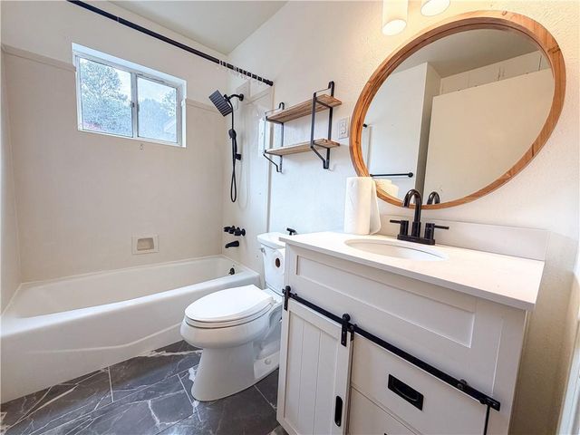 220 Ennis Street, Saraland, AL 36571